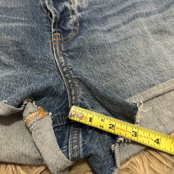 NWT Gap High Rise Cheeky Shorts-Button Fly-Sz 35/20R-Raw Hem-Med Wash-99 Cotton - Picture 7 of 14